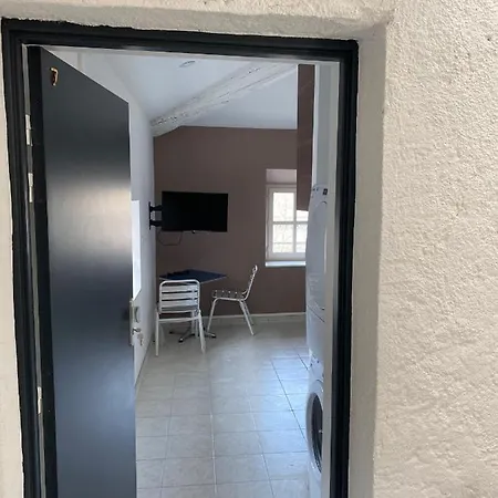 Hotel apartamentowy 5 Etoiles *