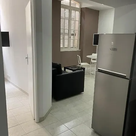 Hotel apartamentowy 5 Etoiles Marsylia
